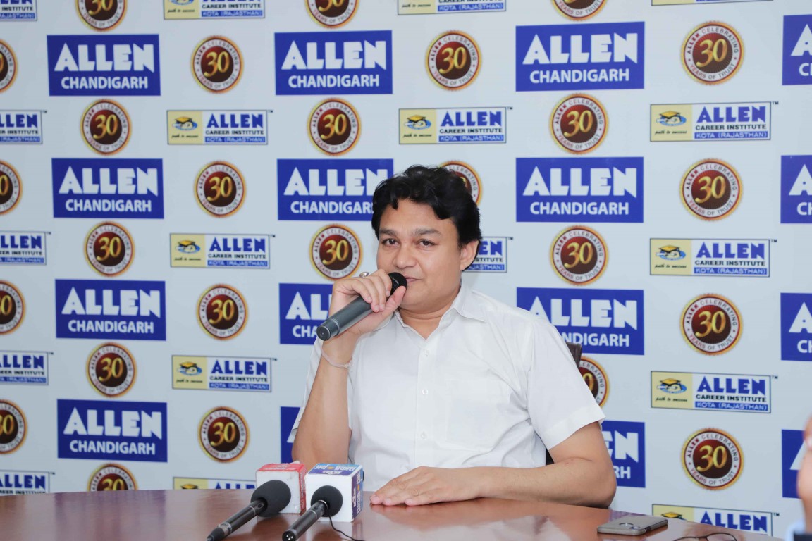 North Zone Topper Jayesh Singla of Allen Chandigarh Bags AIR-17