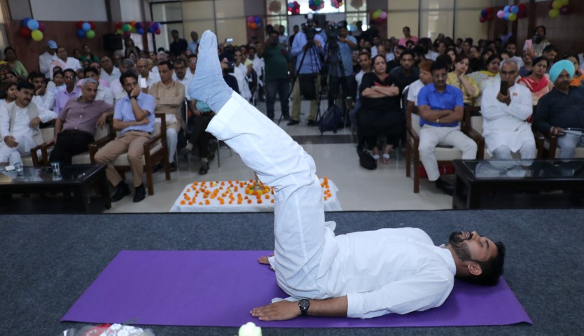 Yoga protocol for de-addiction introduced by Joshi Foundation