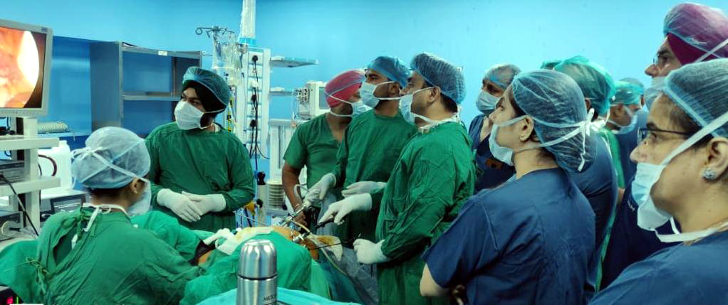 20 docs attend live workshop on Total Laparoscopic Hysterectomy