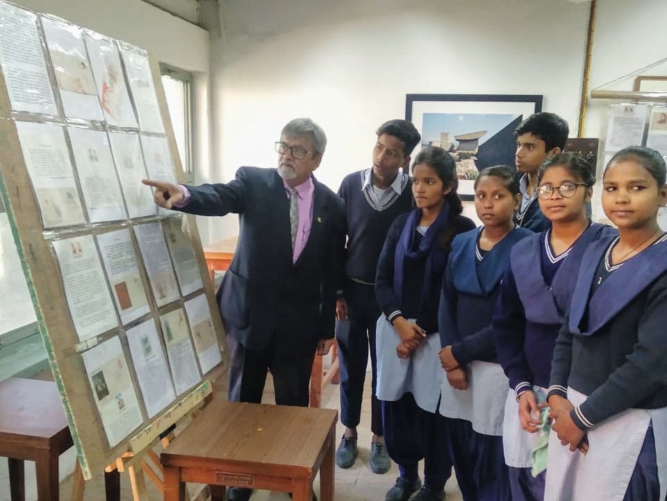 A stamp exhibition  of Martyrs a Salutation was held