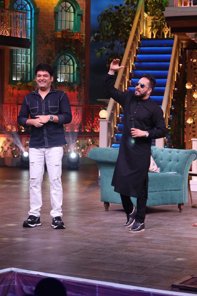 This is how Mika deals with social media trolls - revealed on The Kapil Sharma Show!