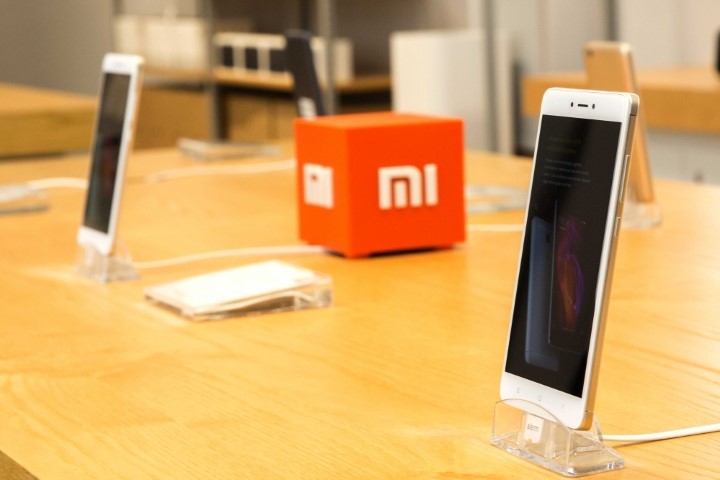 India's smartphone shipments hit record 50mn in Q3, Xiaomi leads