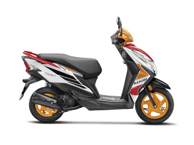 Honda unveils all new Repsol Honda editions of Hornet 2.0 & Dio