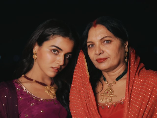 Wamiqa Gabbi's Karva Chauth video featuring her Mother is setting new#TraditionOfTogetherness trend