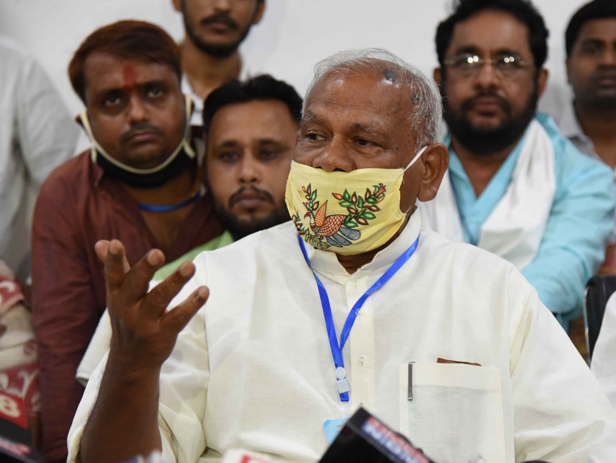 Manjhi slams Chirag for contesting Bihar polls alone