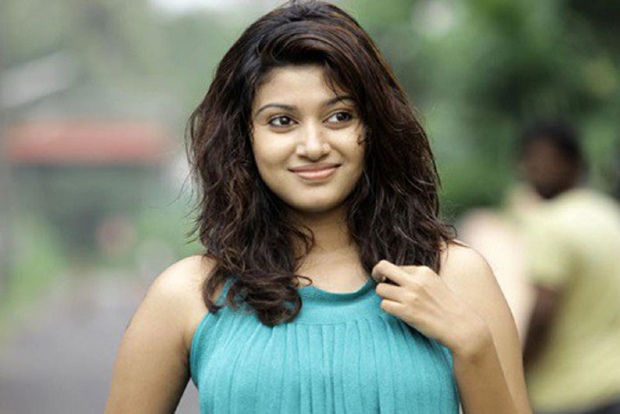 BJP lodges complaint against Oviya for tweet