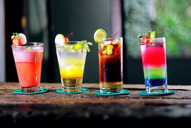 4 summer cocktails to beat quarantine blues