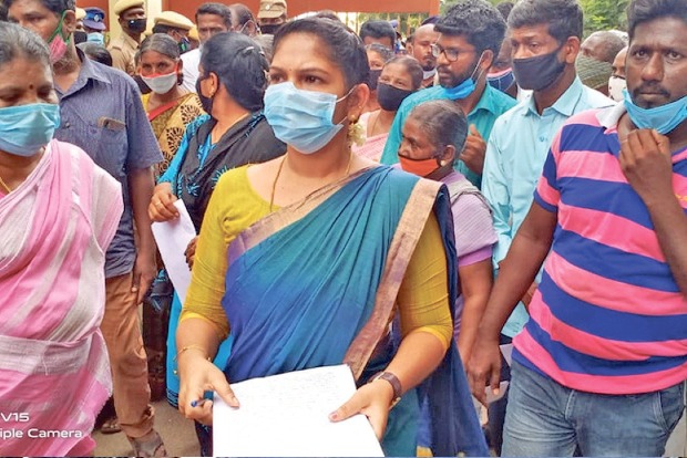 Only oxygen output at Sterlite Collector tells agitators