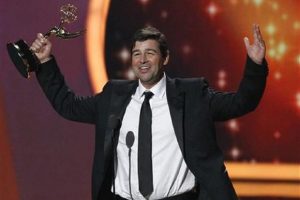 Kyle Chandler joins cast of Showtime's 'Super Pumped'