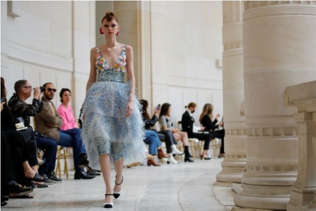 Chanel splashes plenty of colour at haute couture live show