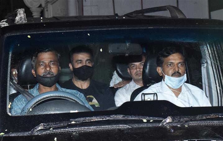 'Hidden locker' found at Raj Kundra's Mumbai office Viaan claim police; details inside