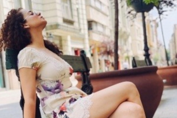 Kangana treats fans with breezy pictures from Budapest