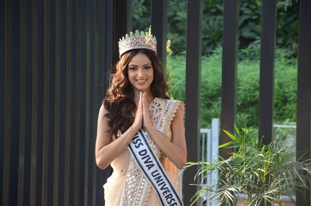 Chandigarh's Harnaaz Sandhu wants to make India proud at Miss Universe 2021