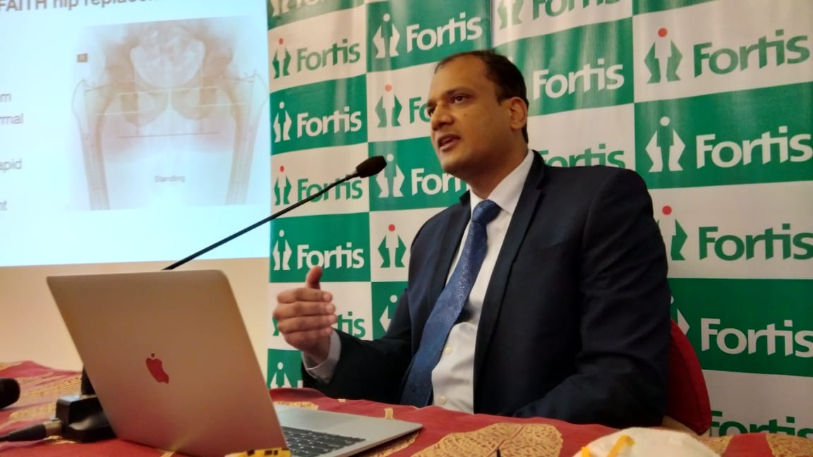 , Doctors at Fortis Mohali successfully treat 50-year-old woman for broken hip replacement implant