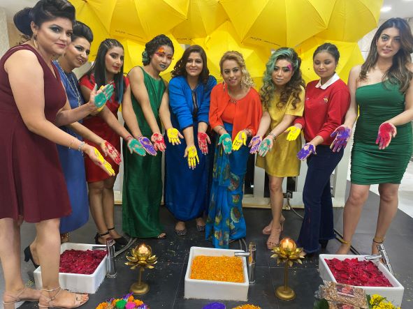 Cleopatra beauty & makeover academy Students celebrated colours&innovation with a message to play organic & herbal Holi 