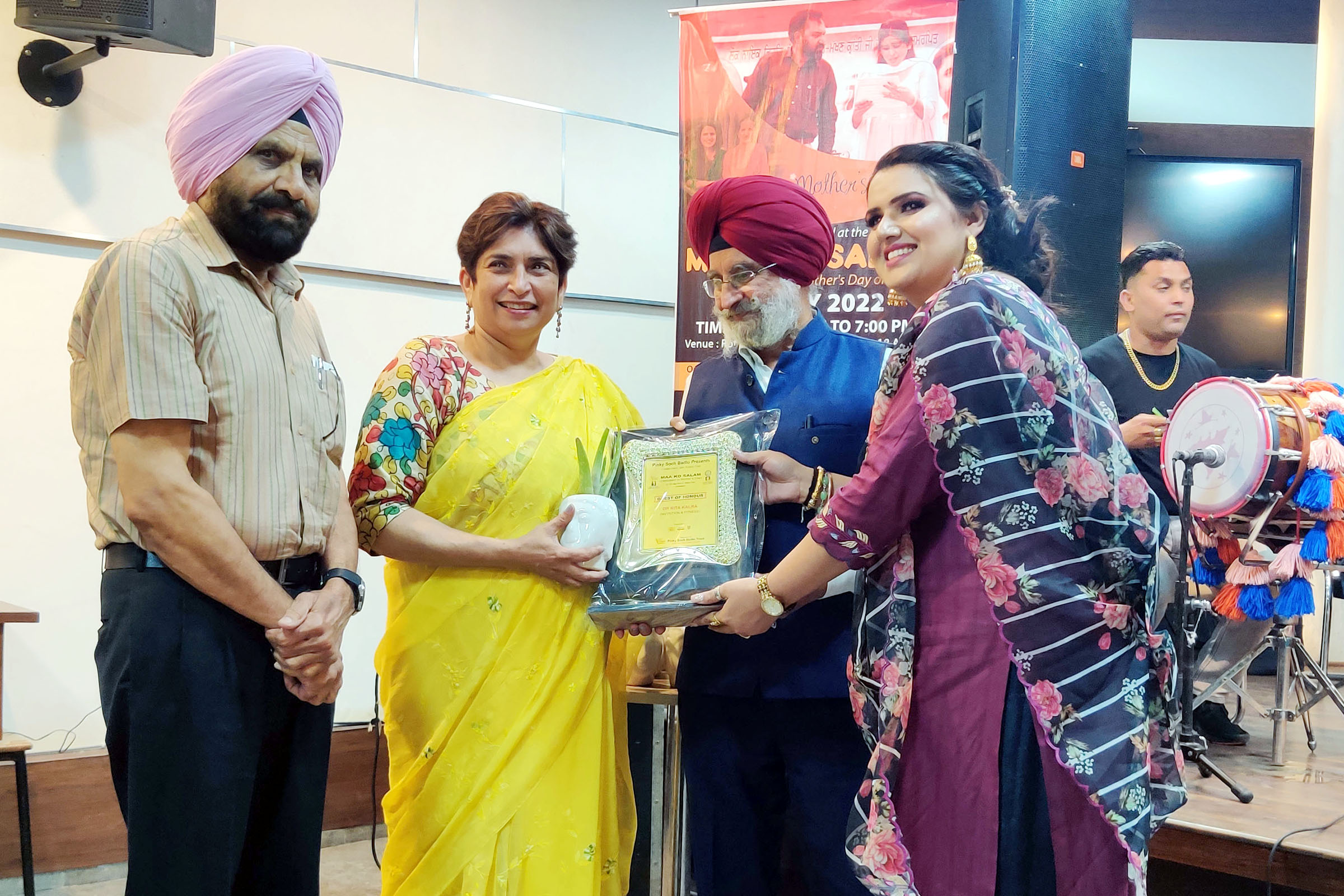 Maa Ko Salam: Pinky Sock Badlo Trust celebrates Mothers Day at Rotary Club