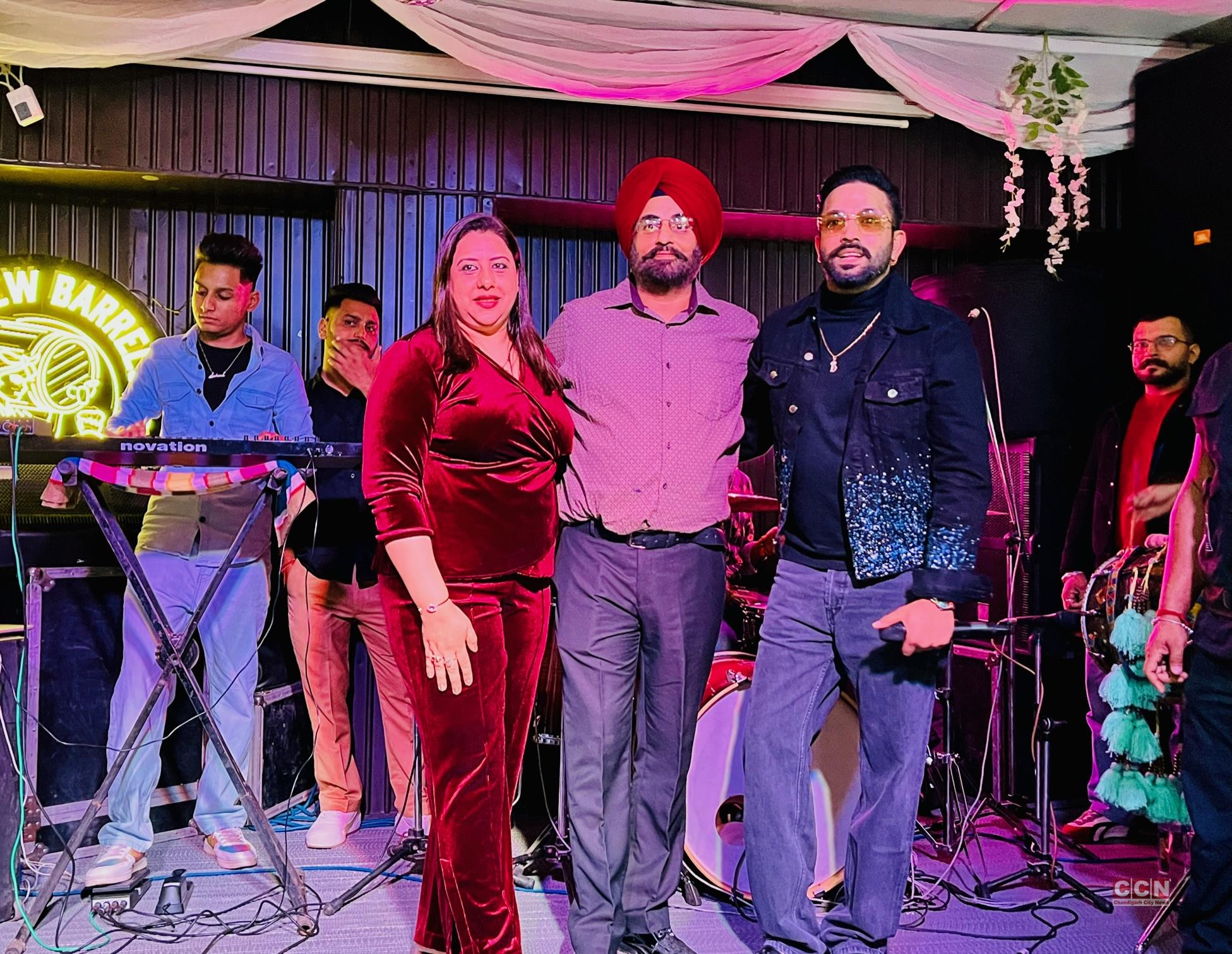 Musical Star Night at The Brew Barrels Presents Dilpreet Dhillon:  Unforgettable Night of Music and Entertainment