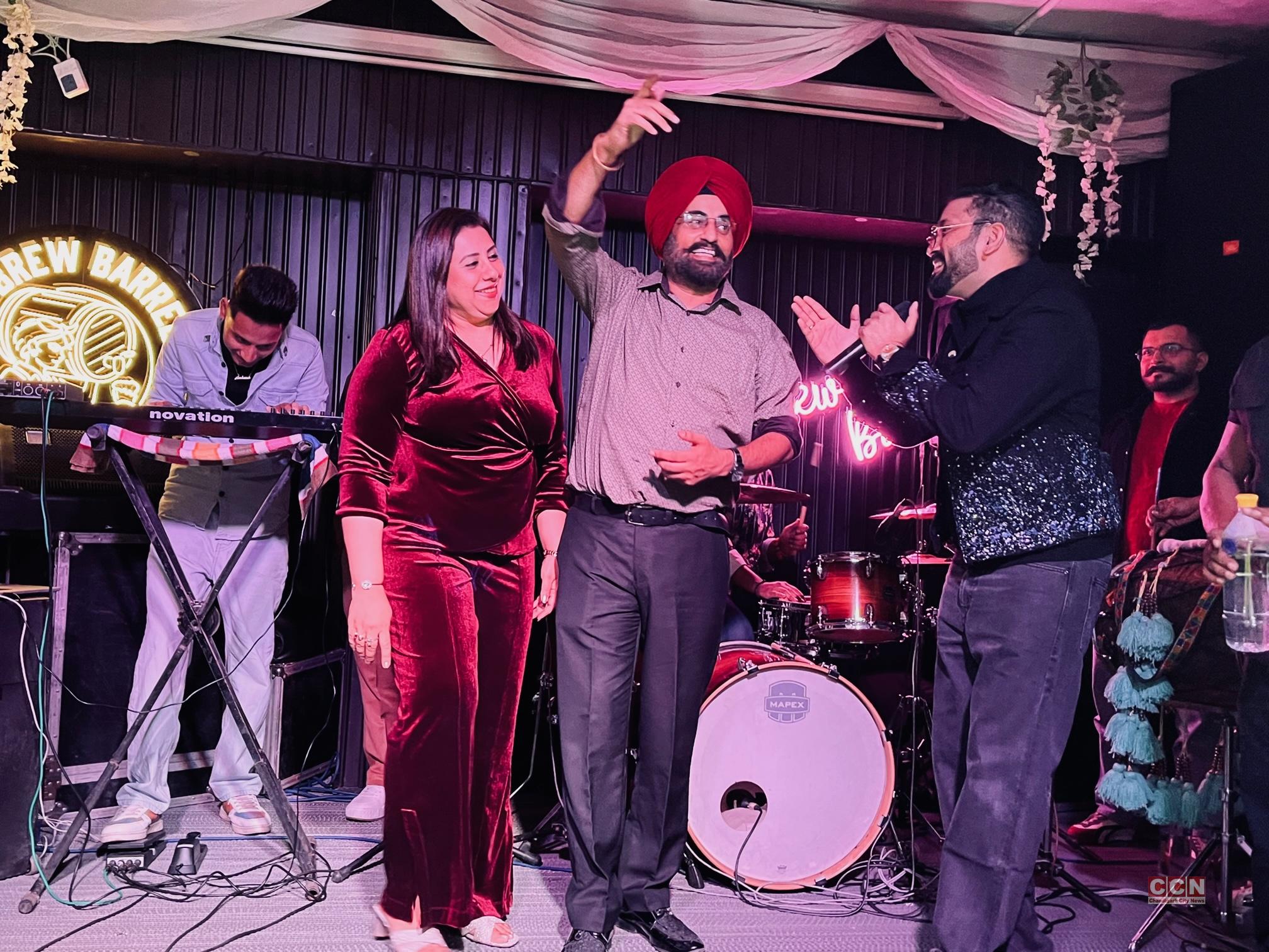 Musical Star Night at The Brew Barrels Presents Dilpreet Dhillon:  Unforgettable Night of Music and Entertainment