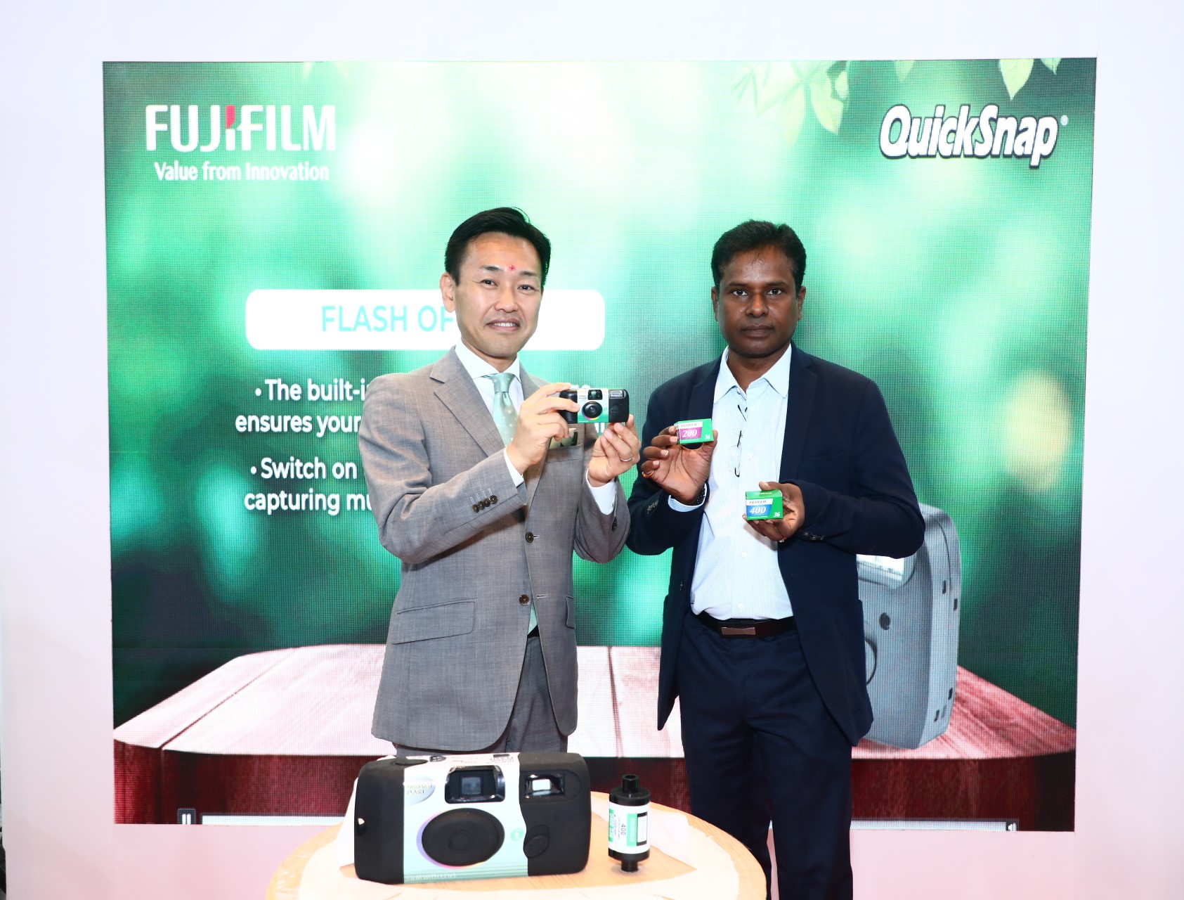 FUJIFILM India introduces QuickSnap FLASH Superia X-TRA 400 & Consumer Film FUJIFILM 200 & FUJIFILM 400