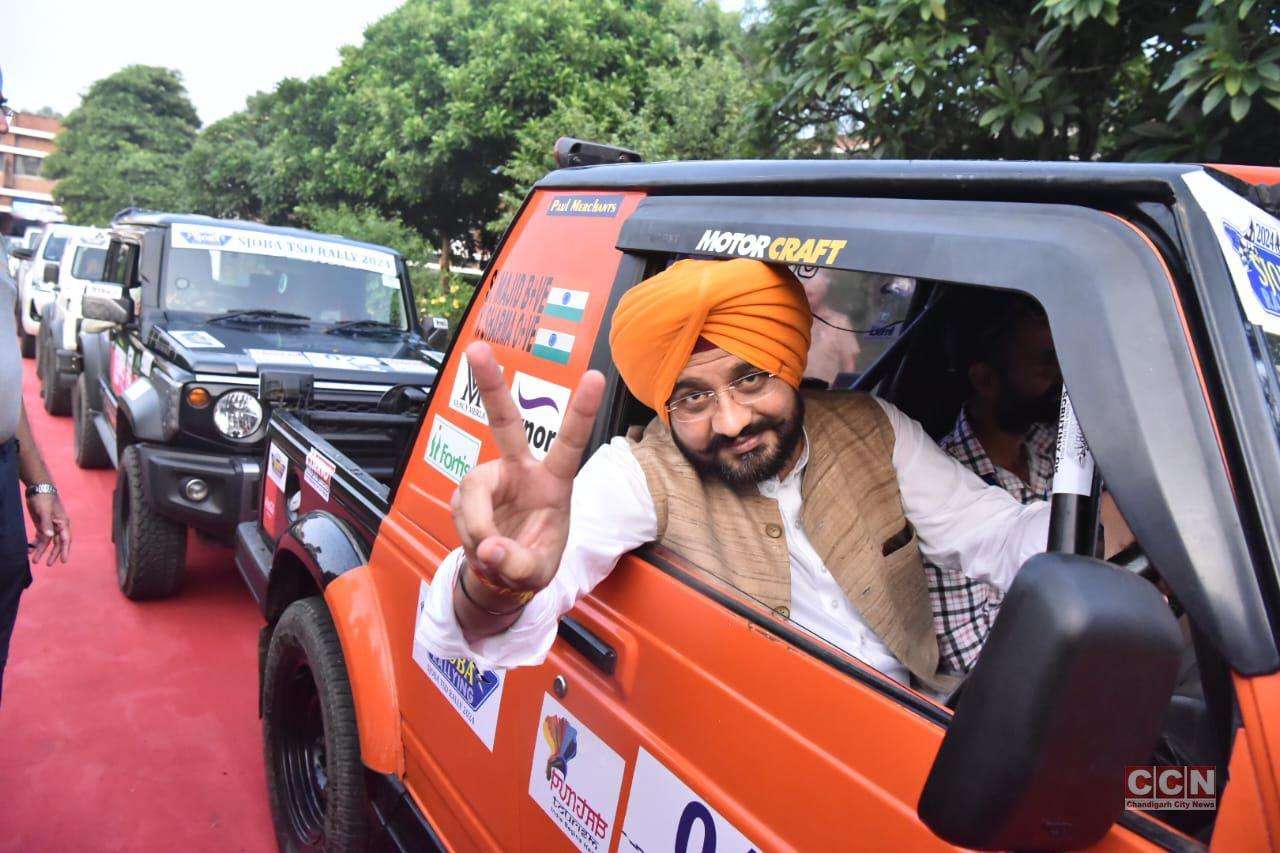 Tourism Minister Tarunpreet Sond flags off North India’s longest-running motorsport